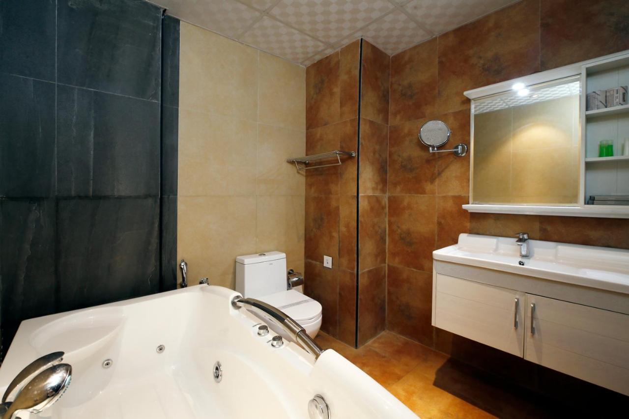 Hotel Park Residency Nilambur Exterior photo