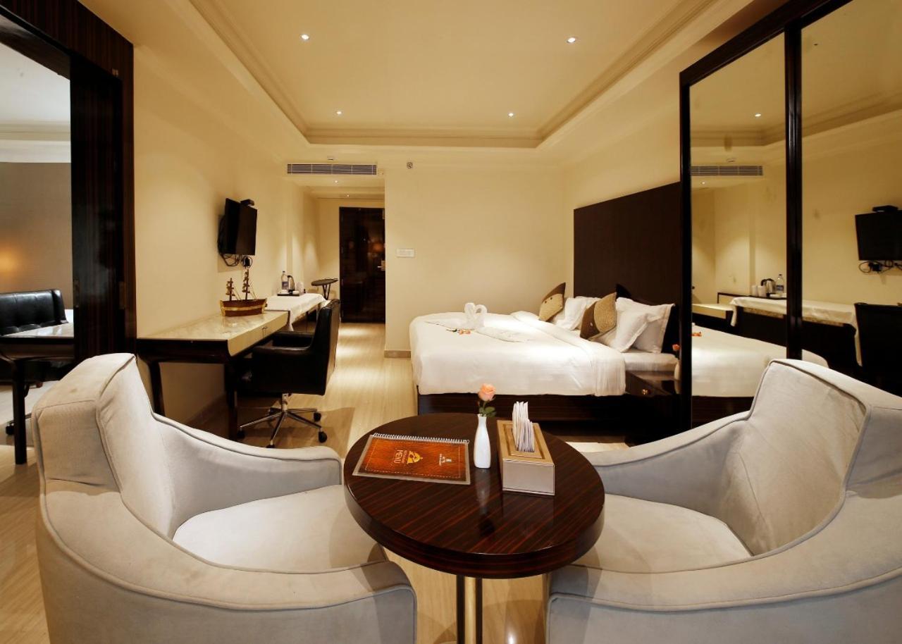 Hotel Park Residency Nilambur Exterior photo