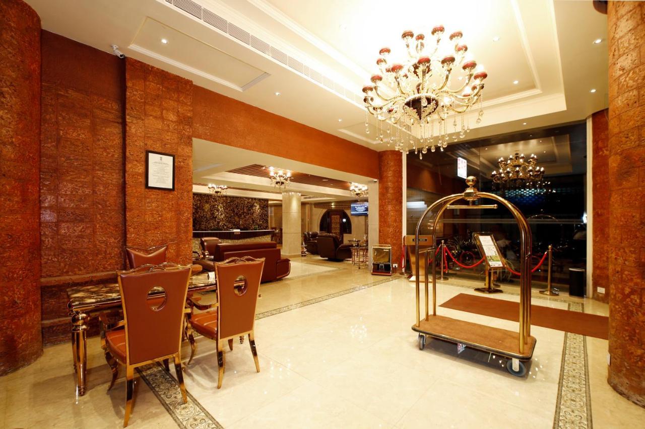 Hotel Park Residency Nilambur Exterior photo