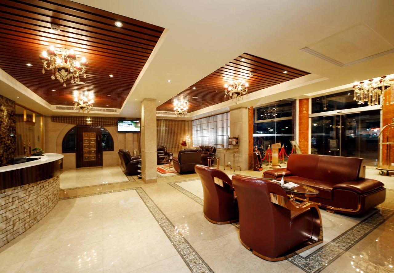 Hotel Park Residency Nilambur Exterior photo