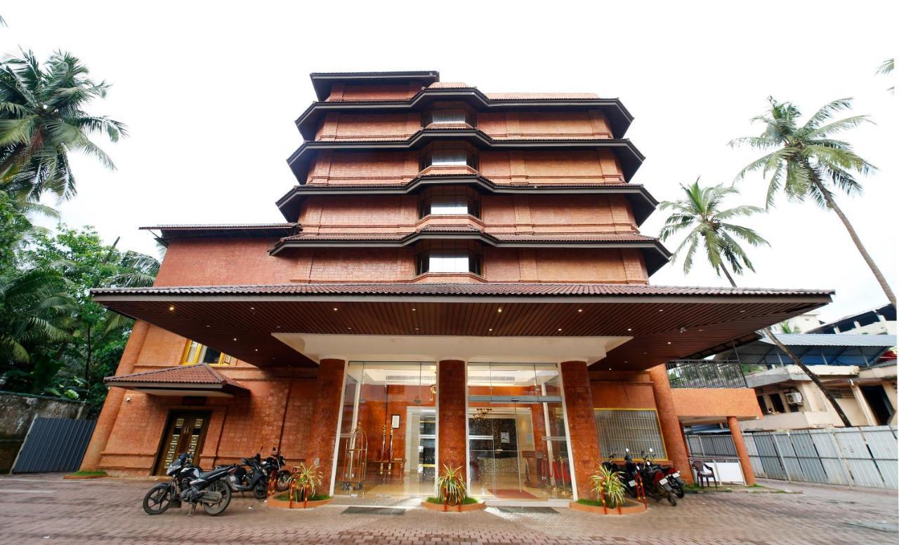 Hotel Park Residency Nilambur Exterior photo